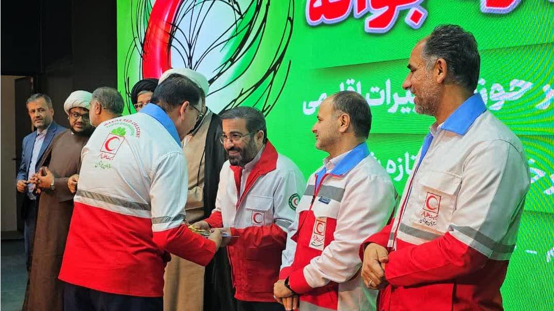 کسب رتبه برتر کشوری در جشنواره جوانه توسط معاونت جوانان جمعیت هلالاحمر استان یزد
